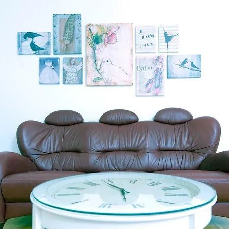 Pearl Apartment